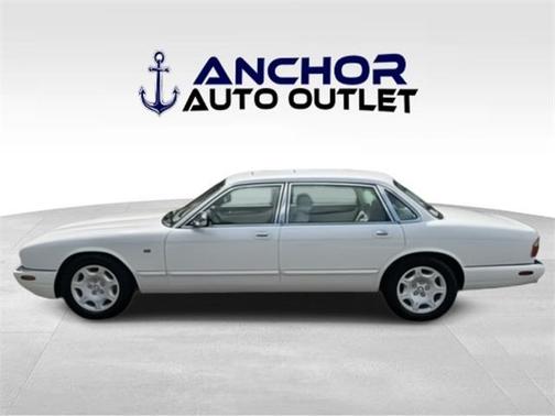 2001 Jaguar XJ Vanden Plas