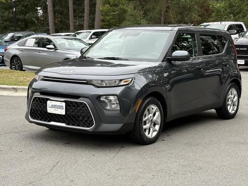 2022 Kia Soul LX