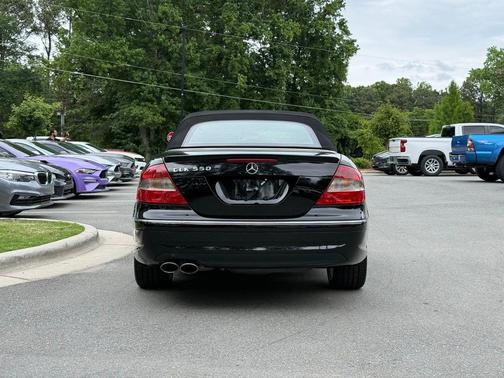 Black 2009 Mercedes-Benz CLK-Class CLK 550