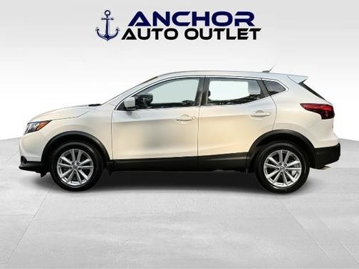 2017 Nissan Rogue Sport S
