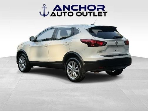 2017 Nissan Rogue Sport S