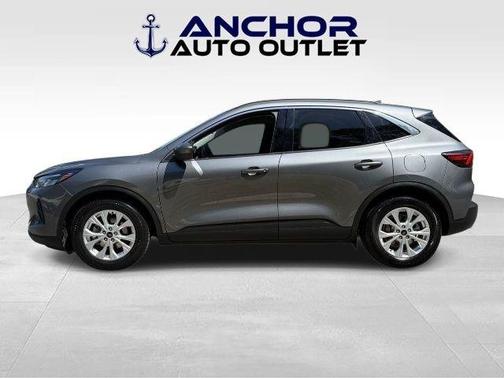 Carbonized Gray Metallic 2023 Ford Escape Active