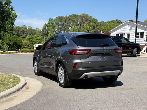 Carbonized Gray Metallic 2023 Ford Escape Active