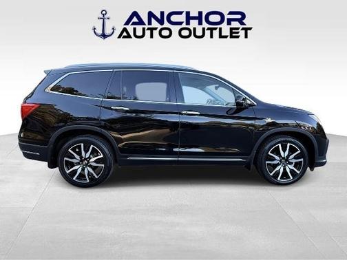 2019 Honda Pilot Touring 8-Passenger