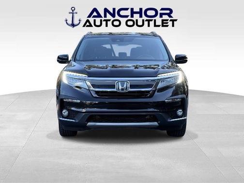2019 Honda Pilot Touring 8-Passenger