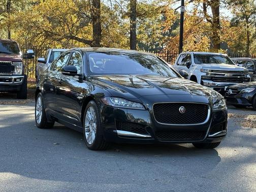 2016 Jaguar XF 35t Premium