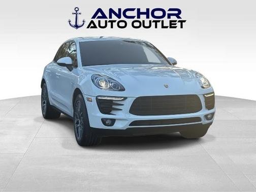 2018 Porsche Macan Base