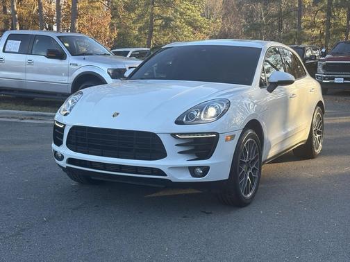2018 Porsche Macan Base
