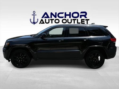 2017 Jeep Grand Cherokee Altitude