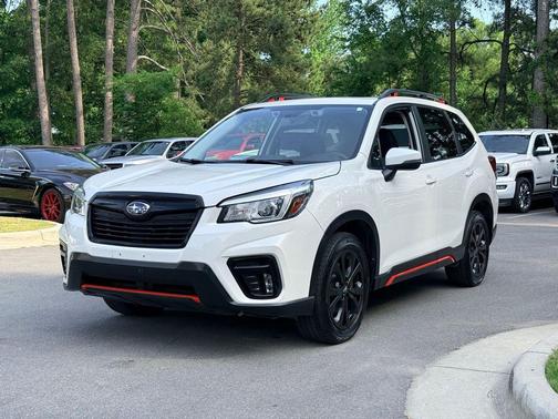 Crystal White Pearl 2019 Subaru Forester Sport