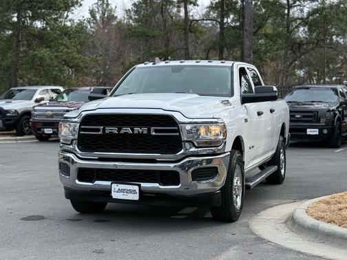 2019 RAM 2500 Tradesman Crew Cab 4x2 6'4' Box