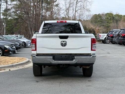 2019 RAM 2500 Tradesman Crew Cab 4x2 6'4' Box