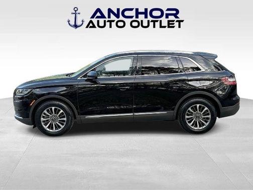 Infinite Black 2021 Lincoln Nautilus Reserve