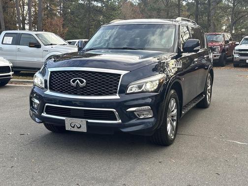 2017 INFINITI QX80 Base