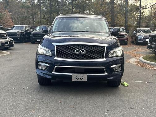 2017 INFINITI QX80 Base
