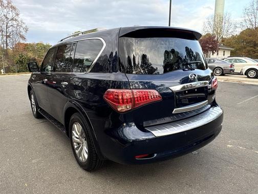 2017 INFINITI QX80 Base