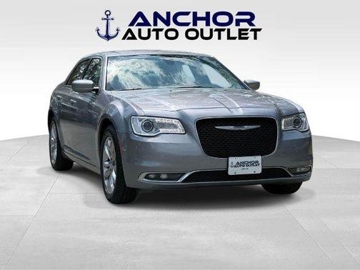 2015 Chrysler 300 Limited