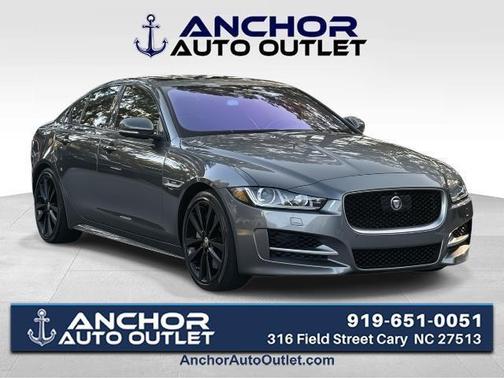 2017 Jaguar XE 35t R-Sport