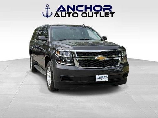 Tungsten Metallic 2018 Chevrolet Suburban LT
