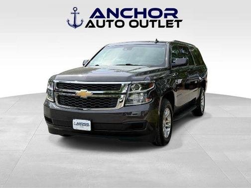 Tungsten Metallic 2018 Chevrolet Suburban LT