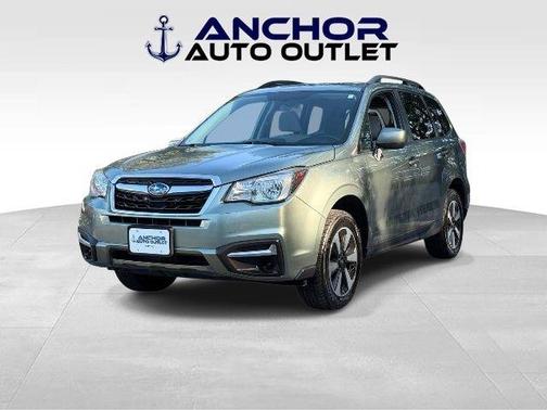 Jasmine Green Metallic 2017 Subaru Forester 2.5i Premium