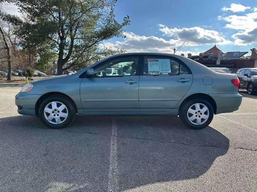 2006 Toyota Corolla LE