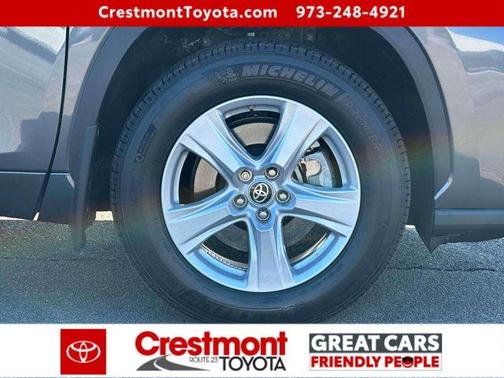 2025 Toyota Highlander LE