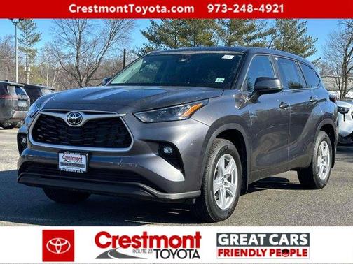 2025 Toyota Highlander LE