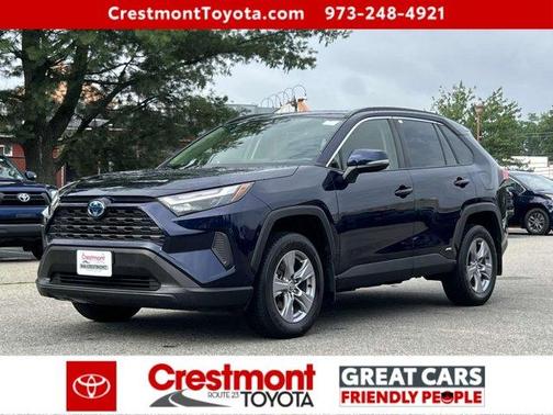 2022 Toyota RAV4 Hybrid XLE