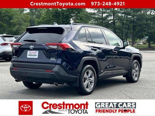 2022 Toyota RAV4 Hybrid XLE