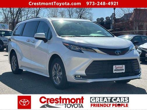 2023 Toyota Sienna XLE