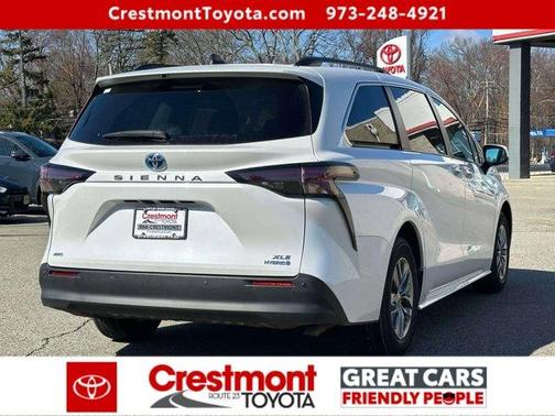 2023 Toyota Sienna XLE