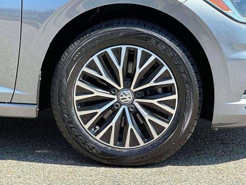 2019 Volkswagen Jetta 1.4T SEL