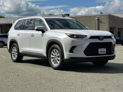 2025 Toyota Grand Highlander XLE