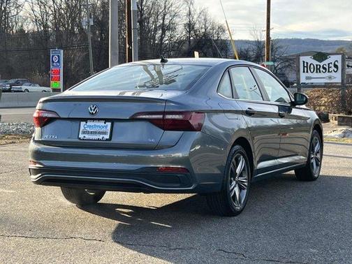 2022 Volkswagen Jetta 1.5T SE