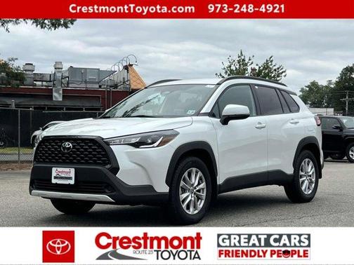 2024 Toyota Corolla Cross LE