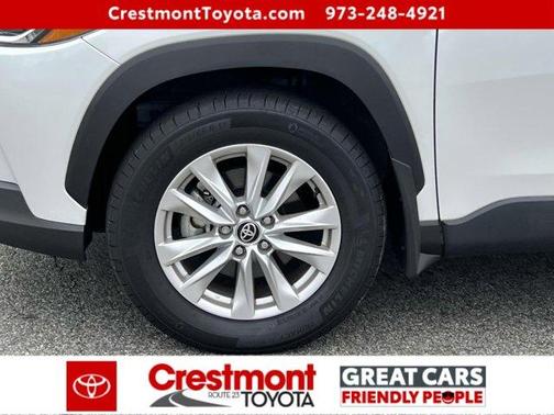 2024 Toyota Corolla Cross LE
