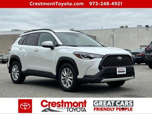 2024 Toyota Corolla Cross LE