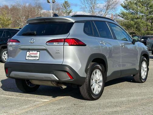 2025 Toyota Corolla Cross LE