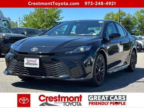 Midnight Black Metallic 2025 Toyota Camry SE