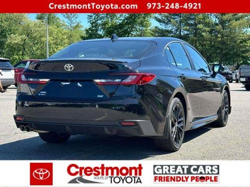 Midnight Black Metallic 2025 Toyota Camry SE