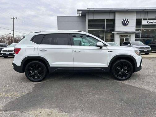 2022 Volkswagen Taos 1.5T SE