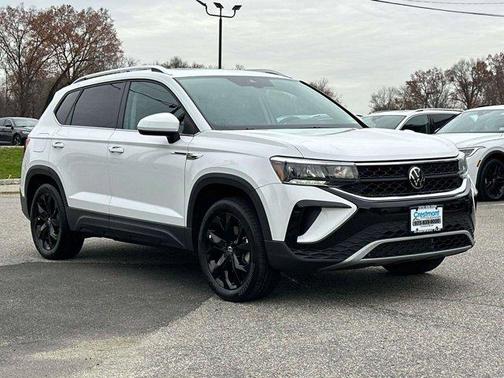 2022 Volkswagen Taos 1.5T SE