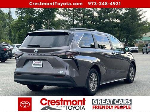 2024 Toyota Sienna XLE