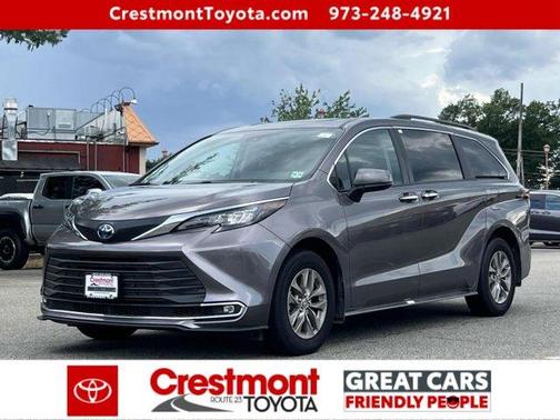 2024 Toyota Sienna XLE