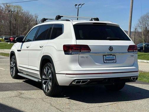 Opal White Pearl Effect 2023 Volkswagen Atlas 3.6L SEL Premium R-Line
