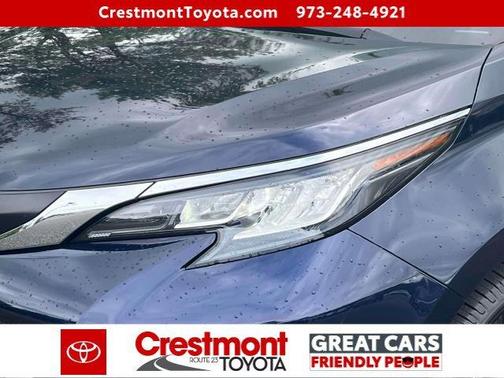 2023 Toyota Sienna LE