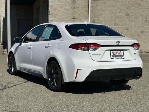 Ice 2025 Toyota Corolla SE