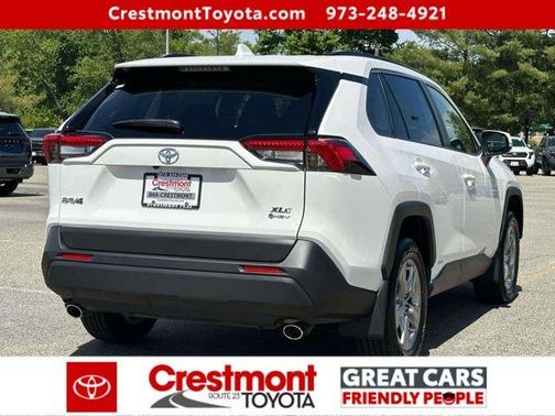 Ice 2025 Toyota RAV4 Hybrid XLE