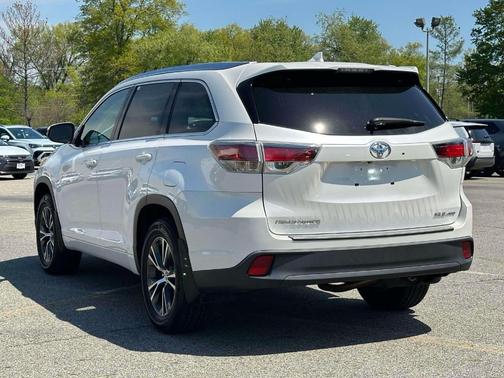Blizzard Pearl 2016 Toyota Highlander XLE